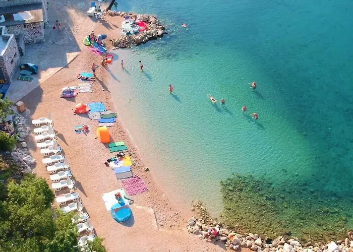 In 5745 Villa *